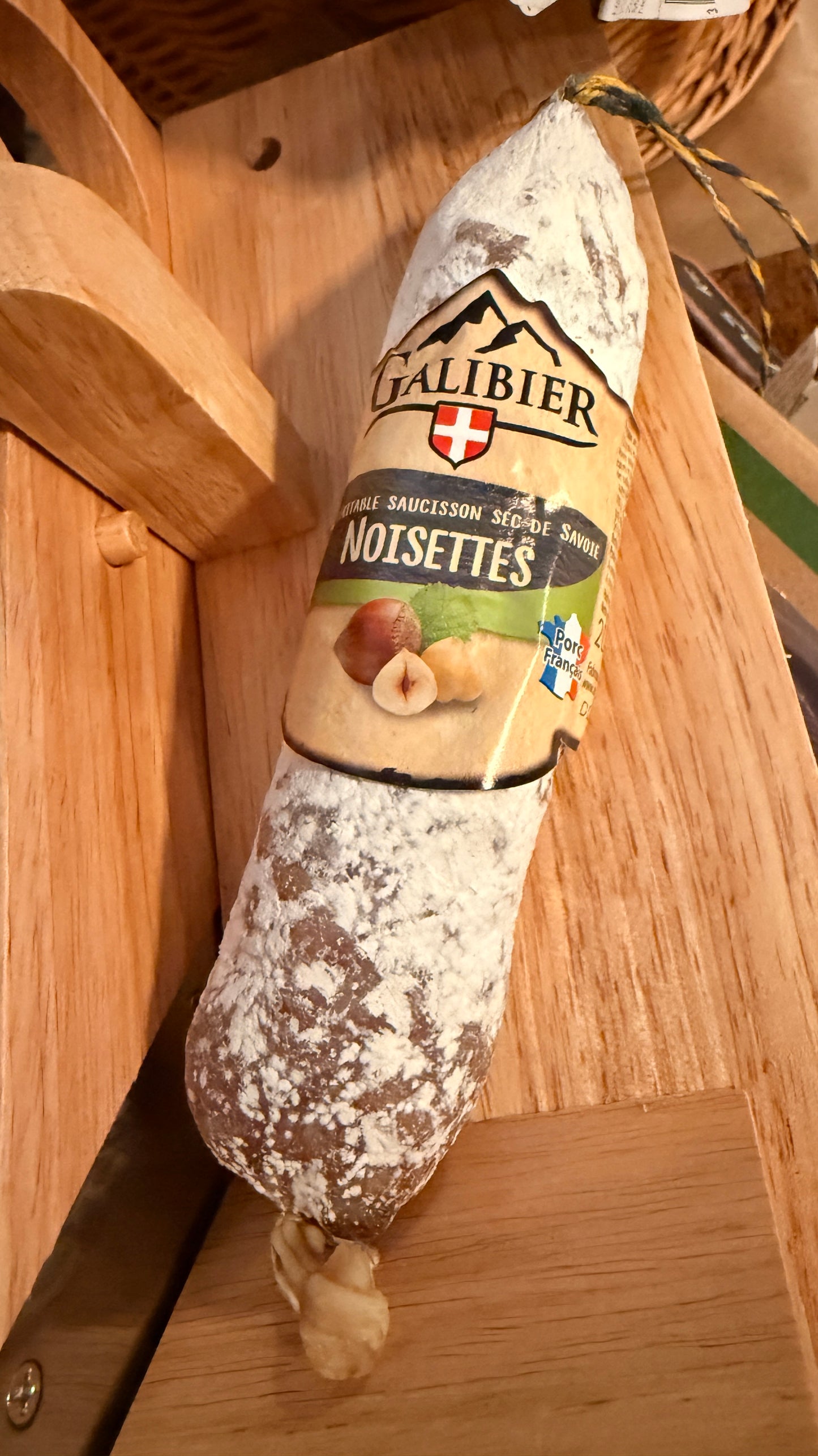 Saucisson med hasselnöt Le Galibier