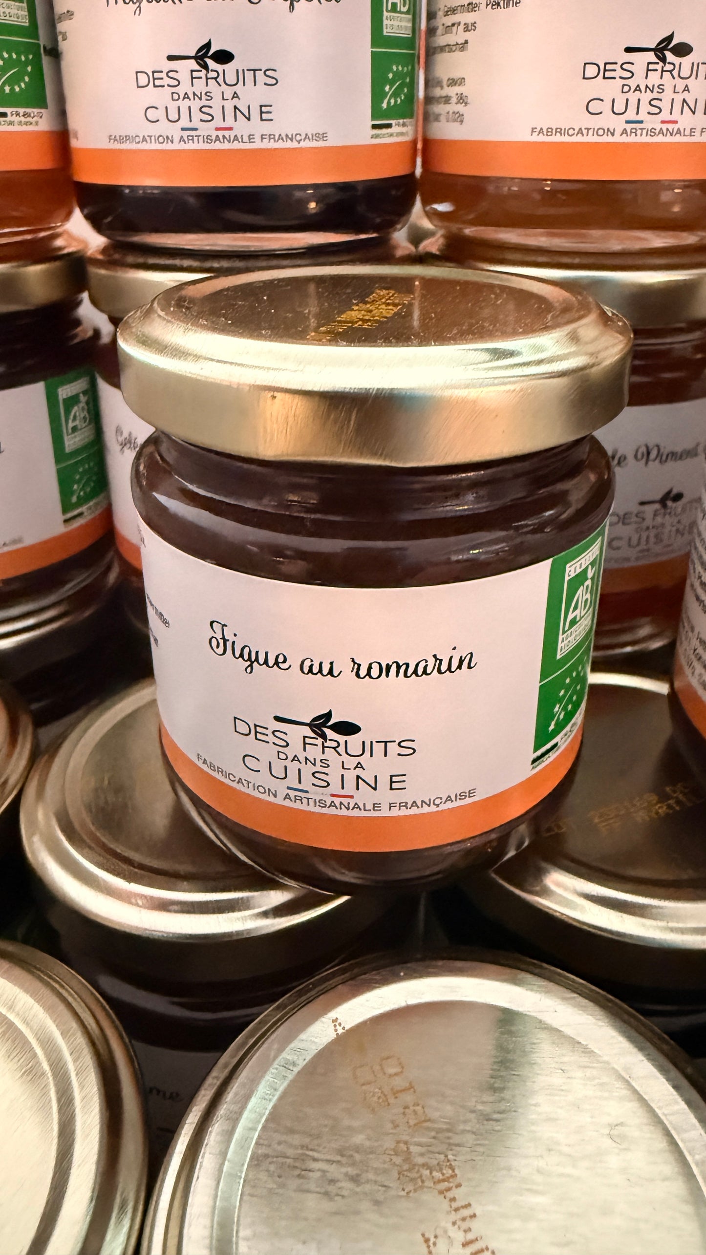 Assortiment av ekologiska marmelader för ost